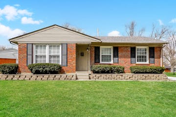 3552 Lisbon Ln Louisville, KY 40218